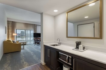 Studio, 1 King Bed, Accessible (Mobility & Hearing)