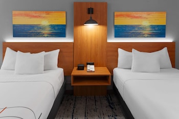 Room, 2 Double Beds, Accessible, Non Smoking (Mobility Accessible)
