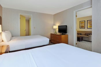 Suite, 1 Bedroom, Balcony