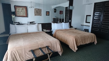 Standard Room, 2 Queen Beds, Non Smoking, Refrigerator