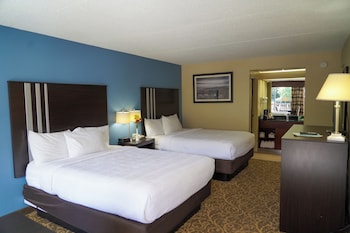 Standard Room, 2 Queen Beds (Exterior)