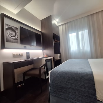 Basic Double/Single Room