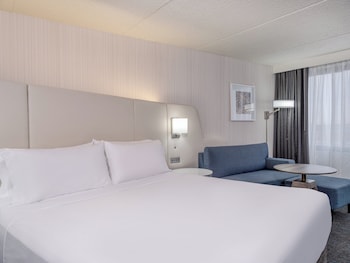 Standard Room, 1 King Bed