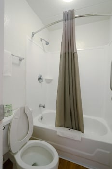 Standard Room, 2 Queen Beds, Accessible, Non Smoking