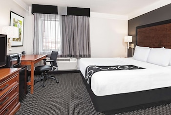 Room, 1 King Bed, Accessible, Non Smoking (Mobility/Hearing Impaired Accessible)