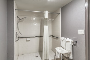 Room, 2 Queen Beds, Accessible, Non Smoking
