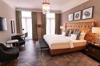 Deluxe Double Room (Grand)