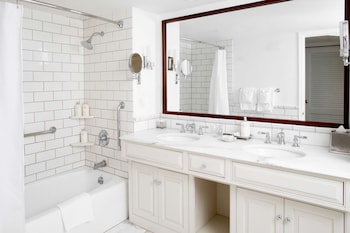 Studio Suite, 2 Queen Beds