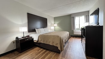Standard Room, 1 King Bed, Non Smoking