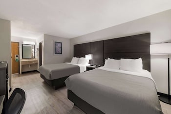 Standard Room, 2 Queen Beds, Non Smoking