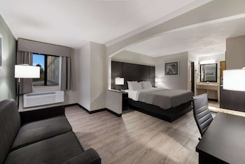 Standard Room, 1 King Bed, Non Smoking (Upgraded Room)
