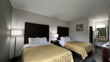 Standard Room, 2 Queen Beds, Non Smoking