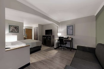 Standard Room, 1 King Bed, Non Smoking (Upgraded Room)