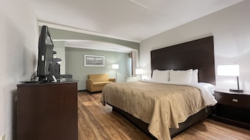 Standard Room, 1 King Bed, Non Smoking (Upgraded Room)