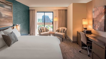 Room, 1 King Bed, Balcony