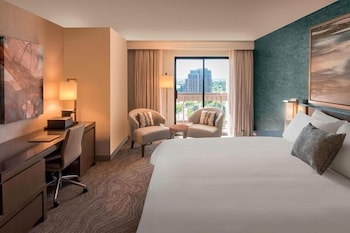 Room, 1 King Bed, Balcony