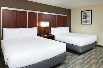 Room, 2 Queen Beds, Accessible (Transfer Shower, Mobility & Hearing)