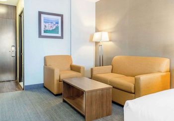 Standard Room, 1 King Bed, Non Smoking