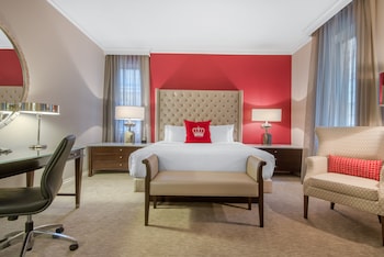Deluxe Room, 1 King Bed