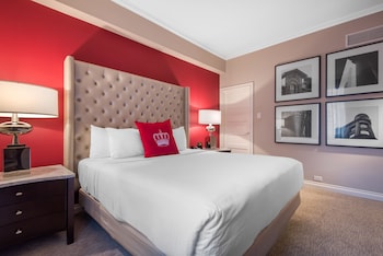 Deluxe Suite, 1 King Bed