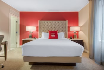 Deluxe Room, 1 King Bed