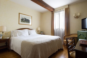 Classic Twin Room