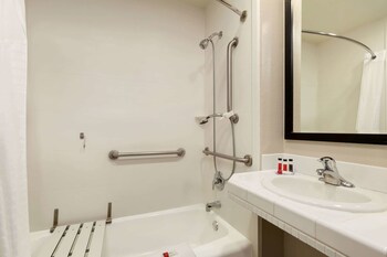Room, 1 King Bed, Accessible