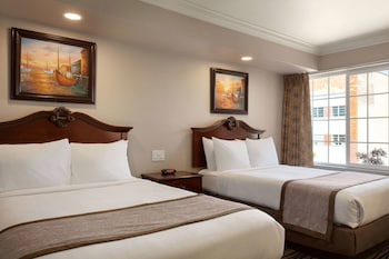 Double Room, 2 Double Beds, Non Smoking