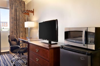 Room, 1 King Bed, Accessible