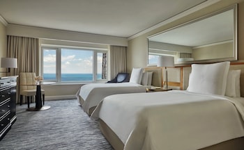 Lake View Room, 2 Double Beds
