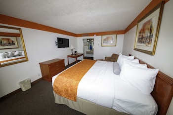 Room, 1 King Bed, Accessible, Non Smoking (Mobility)