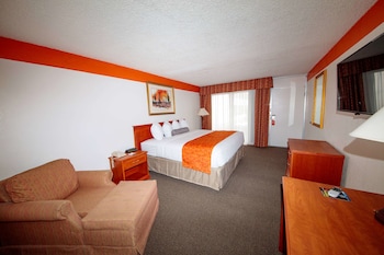 Room, 1 King Bed, Accessible, Non Smoking (Mobility)