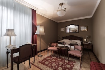 Classic Double Room