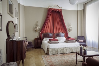 Executive Suite (2 Adults)