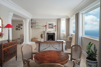Suite (Capri Master)