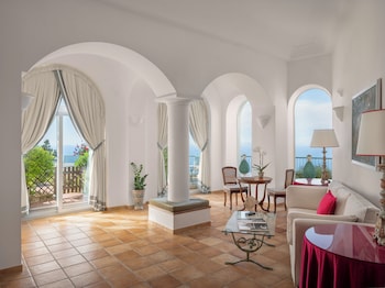Suite (Caesar Master)