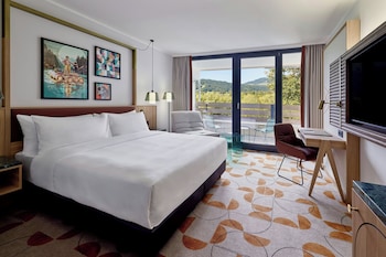 Suite, 1 Bedroom, Balcony, Garden View
