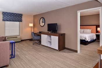 Suite, 2 Queen Beds, Non Smoking