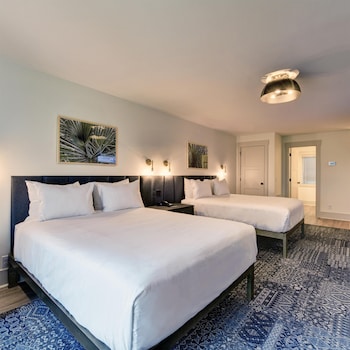 Standard Room, 2 Queen Beds