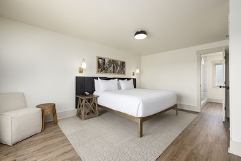 Room, 1 King Bed, Balcony