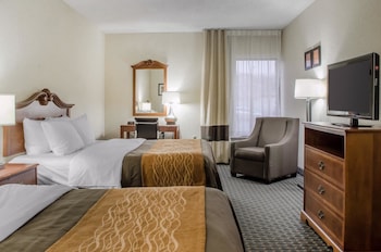 Standard Room, 2 Queen Beds, Non Smoking