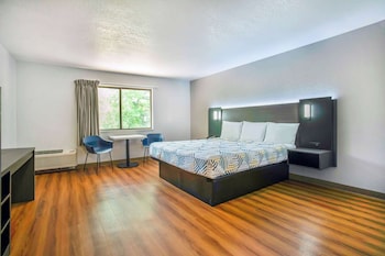 Standard Room, 1 King Bed, Non Smoking