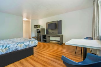 Standard Room, 1 Queen Bed, Non Smoking