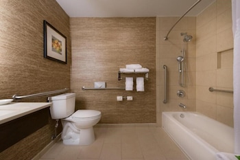 Standard Room, 1 Queen Bed, Accessible (Mobility Tub)