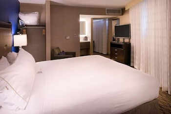 Suite, 1 King Bed, Jetted Tub