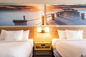 Room, 2 Queen Beds, Accessible (Interior Room)