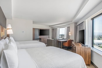Suite, 2 Queen Beds