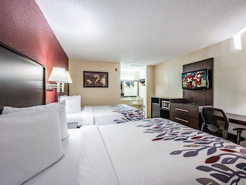 Deluxe Room, 2 Double Beds, Smoking