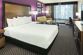 Deluxe Room, 1 King Bed, Non Smoking