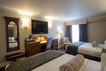 Deluxe Room, 2 Queen Beds